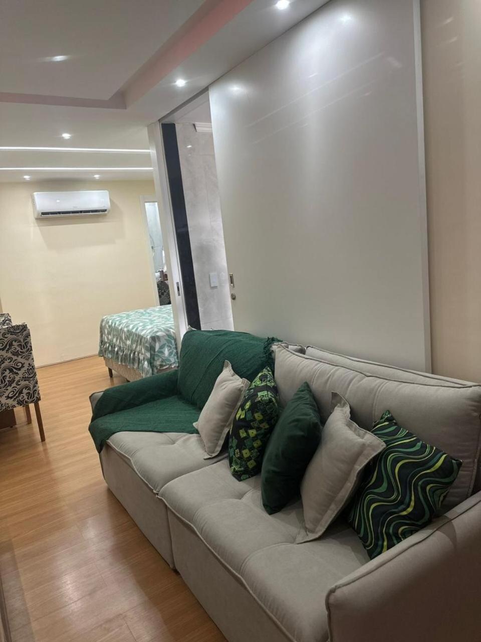 No Apartment *