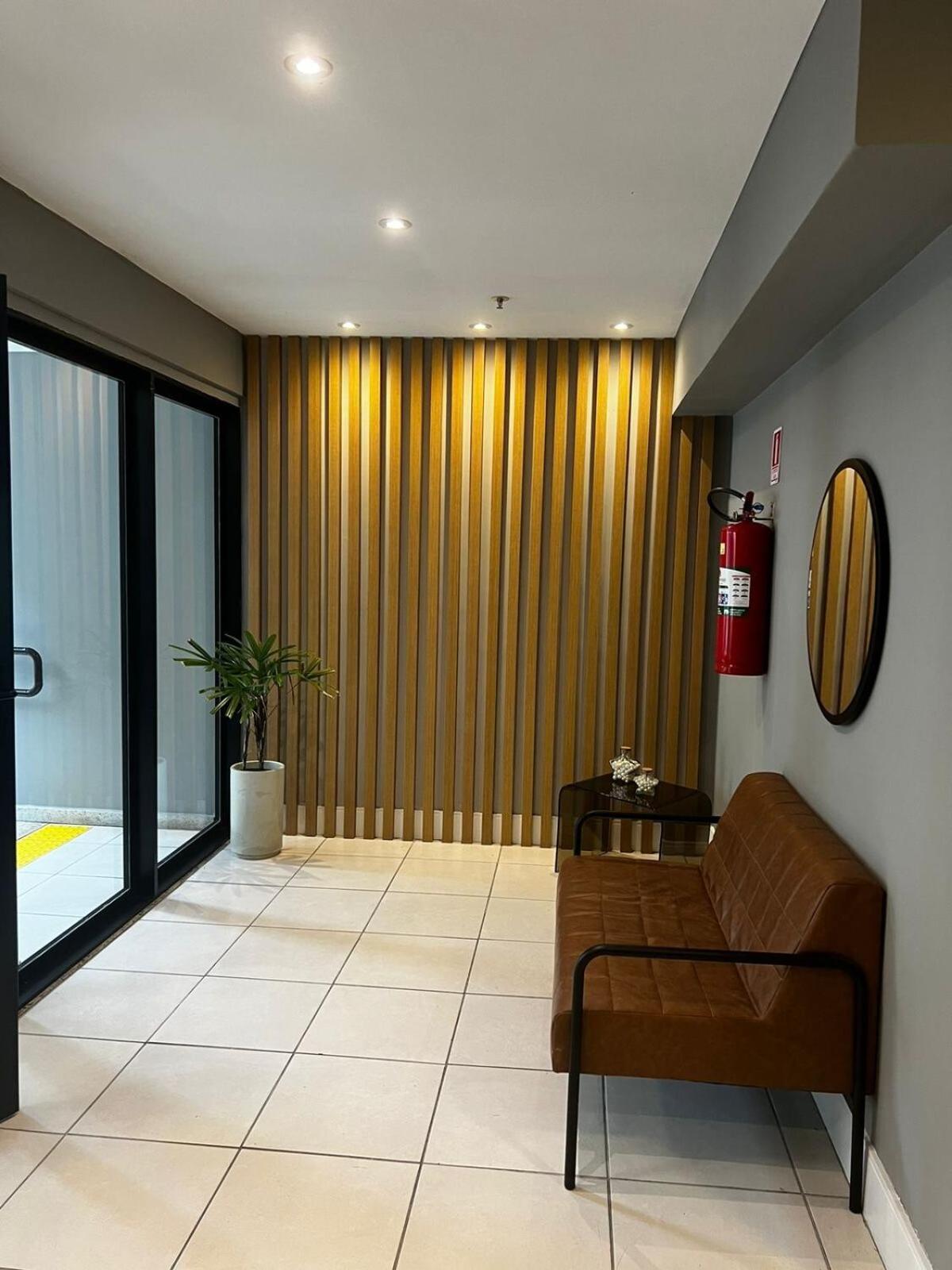No Apartment *